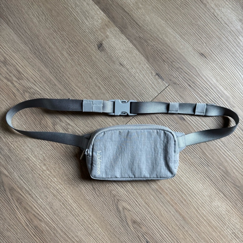 Lululemon Athletica Grey Belt Bag